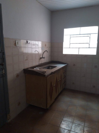 Imagem Casa com 2 Quartos à Venda, 250 m² em Jardim Do Estádio - Santo André