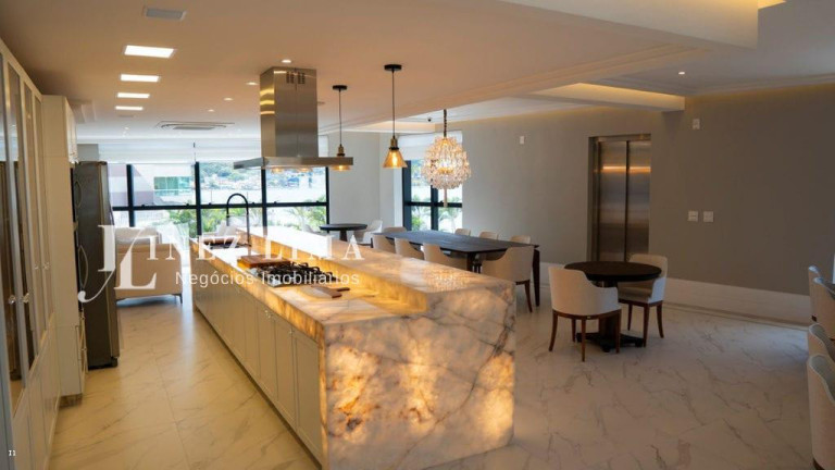 Imagem Apartamento com 4 Quartos à Venda, 200 m² em Centro - Itapema