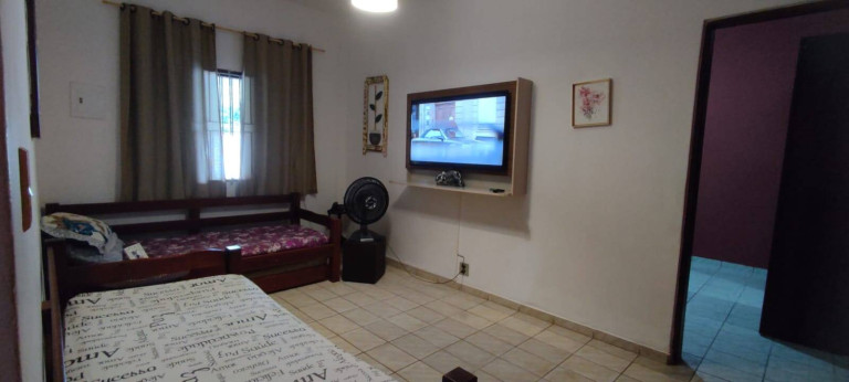 Imagem Casa com 1 Quarto à Venda, 350 m² em Jardim Veneza - Peruíbe Imagem Casa com 1 Quarto à Venda, 350 m² em Jardim Veneza - Peruíbe