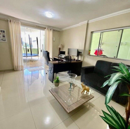 Imagem Casa com 4 Quartos à Venda, 300 m² em Europa - Contagem