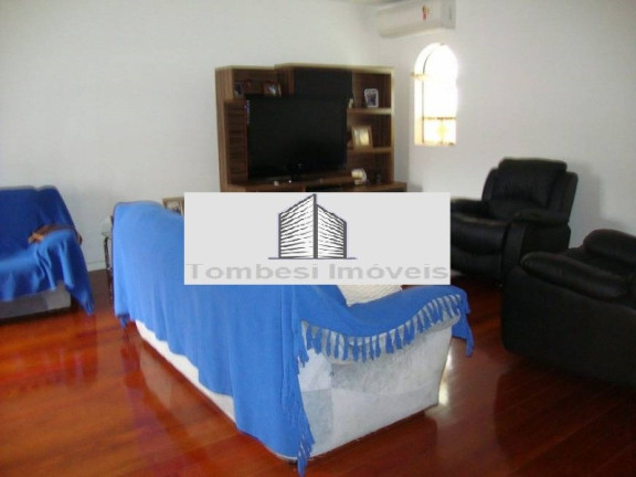 Imagem Casa com 3 Quartos à Venda, 292 m² em Jardim Sabará - Porto Alegre Imagem Casa com 3 Quartos à Venda, 292 m² em Jardim Sabará - Porto Alegre