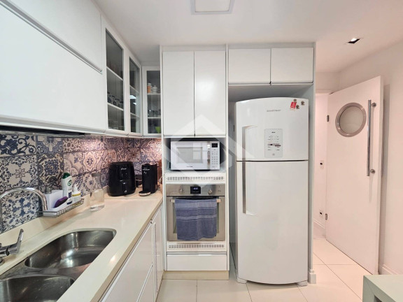 Imagem Apartamento com 2 Quartos à Venda, 70 m² em Ipanema - Rio De Janeiro Imagem Apartamento com 2 Quartos à Venda, 70 m² em Ipanema - Rio De Janeiro