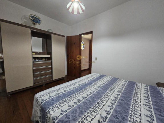 Imagem Casa com 3 Quartos à Venda, 177 m² em Agriões - Teresópolis