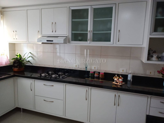 Imagem Casa com 5 Quartos à Venda, 338 m² em Ahú - Curitiba