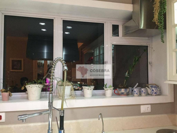 Imagem Cobertura com 3 Quartos à Venda ou Locação, 250 m² em Vila Nova Conceição - São Paulo Imagem Cobertura com 3 Quartos à Venda ou Locação, 250 m² em Vila Nova Conceição - São Paulo