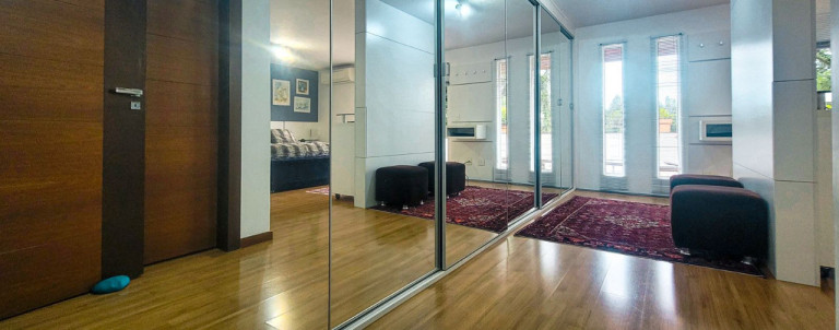 Imagem Casa com 4 Quartos à Venda, 392 m² em Santo Inácio - Curitiba Imagem Casa com 4 Quartos à Venda, 392 m² em Santo Inácio - Curitiba