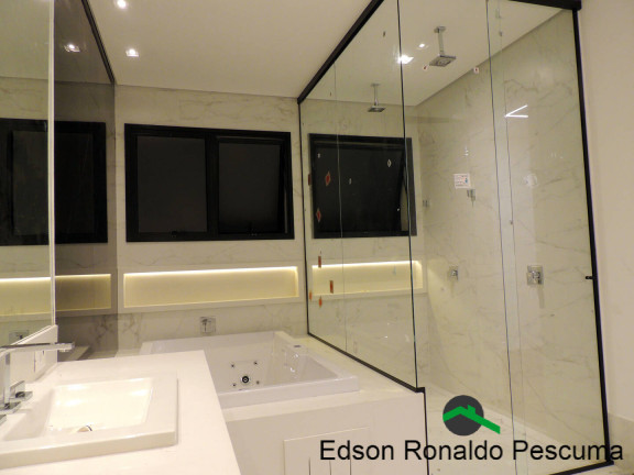 Imagem Casa de Condomínio com 5 Quartos à Venda, 744 m² em Alphaville Residencial Um - Barueri