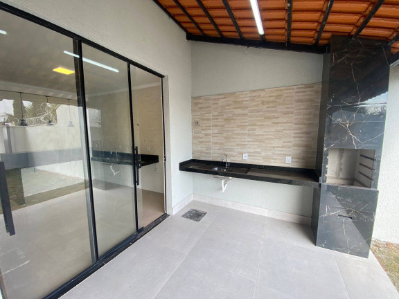 Imagem Casa com 3 Quartos à Venda, 254 m² em Vila Oliveira - Aparecida De Goiânia