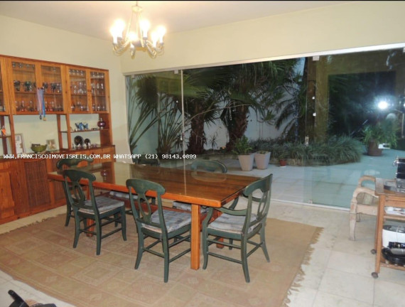 Imagem Casa com 4 Quartos à Venda, 1.356 m² em Jardim Botânico - Rio De Janeiro