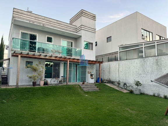 Imagem Casa com 3 Quartos à Venda, 660 m² em Estância Silveira - Contagem