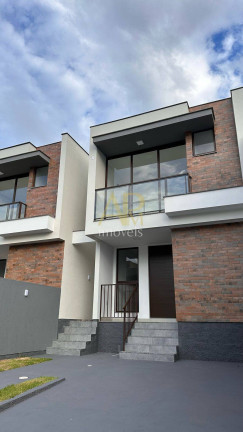 Casa com 3 Quartos à Venda, 100 m² em Serraria - São José