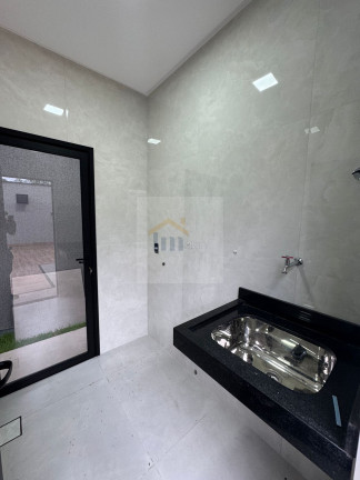 Imagem Casa com 3 Quartos à Venda, 188 m² em Parque Das Flores - Goiânia