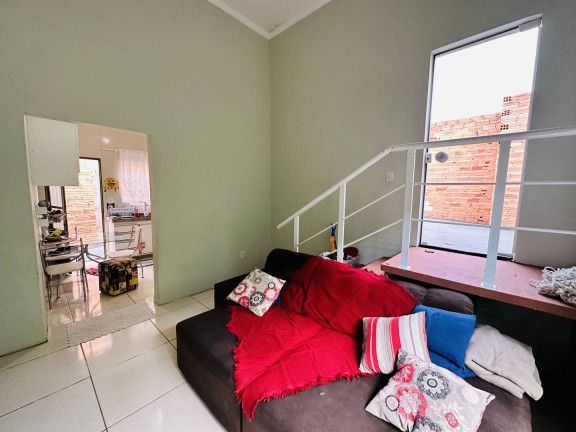 Imagem Casa com 2 Quartos à Venda, 250 m² em Botucatu Imagem Casa com 2 Quartos à Venda, 250 m² em Botucatu