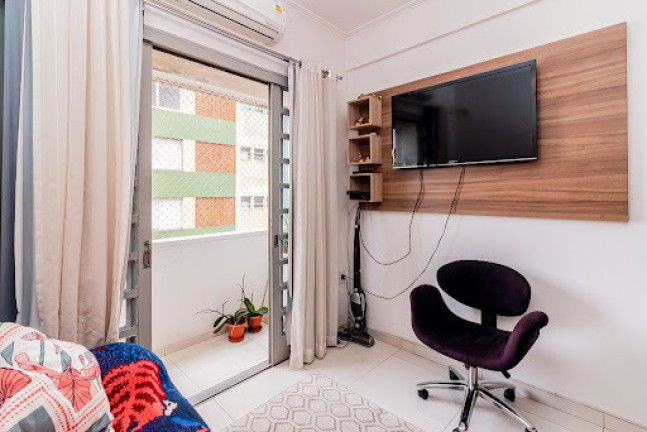 Imagem Apartamento com 2 Quartos à Venda, 50 m² em Centro Histórico - Porto Alegre