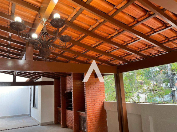 Imagem Casa com 4 Quartos à Venda, 197 m² em Alto - Teresópolis Imagem Casa com 4 Quartos à Venda, 197 m² em Alto - Teresópolis