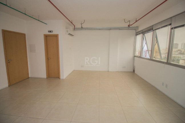 Imagem Sala Comercial à Venda, 41 m² em Menino Deus - Porto Alegre Imagem Sala Comercial à Venda, 41 m² em Menino Deus - Porto Alegre