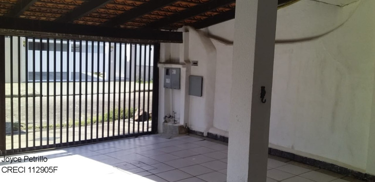 Imagem Sobrado com 7 Quartos à Venda, 300 m² em São José - Peruíbe