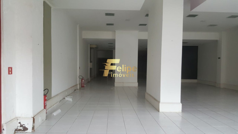 Sala Comercial à Venda, 400 m² em Santa Lúcia - Vitória