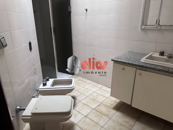 Imagem Casa com 3 Quartos à Venda, 252 m² em Vila Camargo - Bauru Imagem Casa com 3 Quartos à Venda, 252 m² em Vila Camargo - Bauru