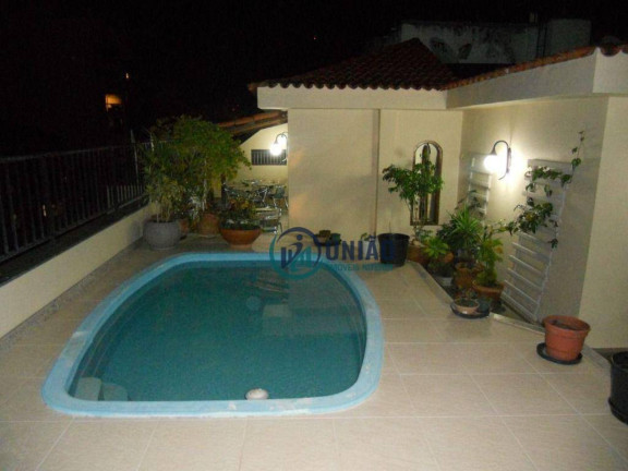 Apartamento com 4 Quartos à Venda, 320 m² em Ingá - Niterói