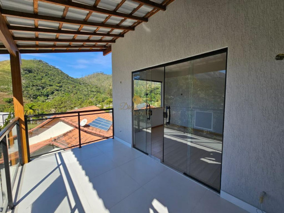 Imagem Casa com 3 Quartos à Venda, 200 m² em Vargem Grande - Teresópolis