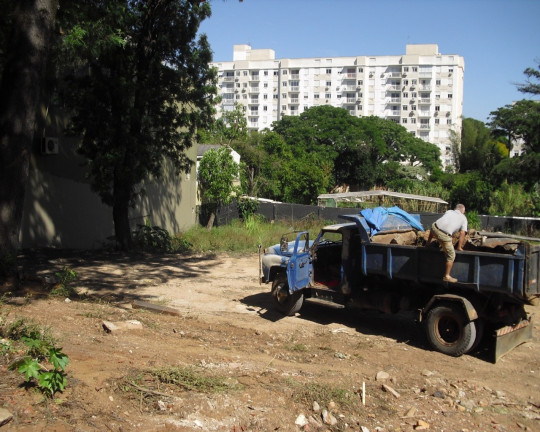 Imagem Terreno à Venda, 100 m² em Cavalhada - Porto Alegre