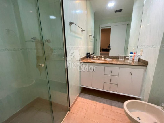 Imagem Apartamento com 4 Quartos à Venda, 251 m² em Jardim Astúrias - Guarujá