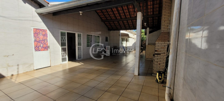 Imagem Casa com 3 Quartos à Venda, 205 m² em Vila Nasser - Campo Grande Imagem Casa com 3 Quartos à Venda, 205 m² em Vila Nasser - Campo Grande