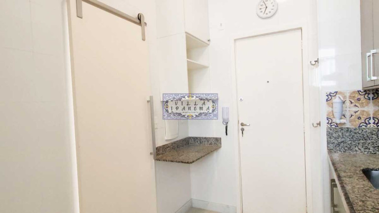 Imagem Apartamento com 2 Quartos à Venda, 65 m² em Copacabana - Rio De Janeiro Imagem Apartamento com 2 Quartos à Venda, 65 m² em Copacabana - Rio De Janeiro