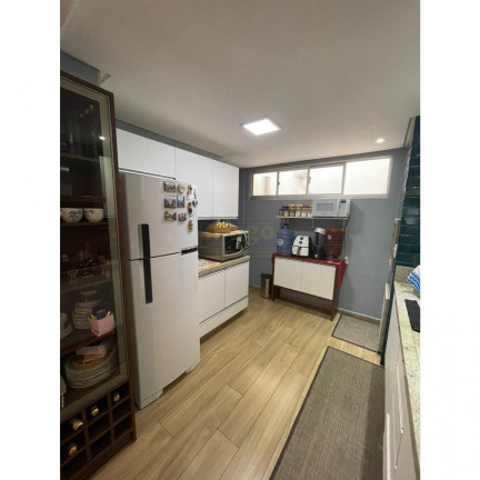 Imagem Sobrado com 2 Quartos à Venda,  em Ariribá - Balneário Camboriú