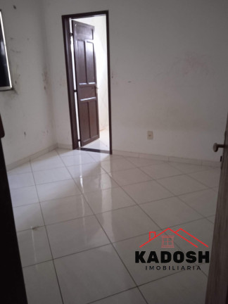 Imagem Casa com 4 Quartos à Venda, 200 m² em Parque Ipê - Feira De Santana