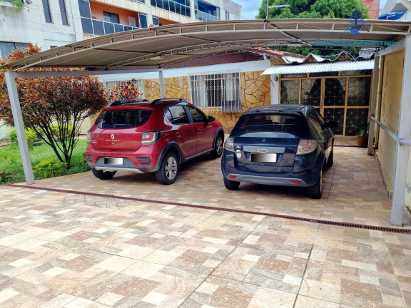 Imagem Casa com 2 Quartos à Venda, 229 m² em Setor Leste Universitário - Goiânia