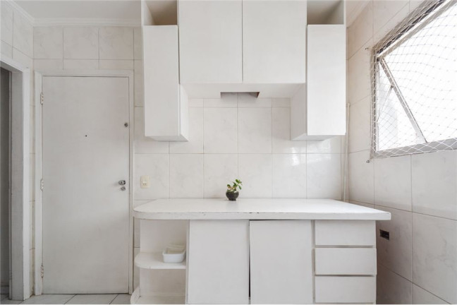 Imagem Apartamento com 3 Quartos à Venda, 204 m² em Moema - São Paulo