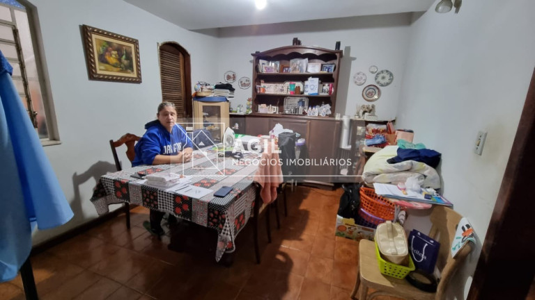 Imagem Imóvel com 3 Quartos para Alugar, 250 m² em Jardim Augusta - São José Dos Campos Imagem Imóvel com 3 Quartos para Alugar, 250 m² em Jardim Augusta - São José Dos Campos