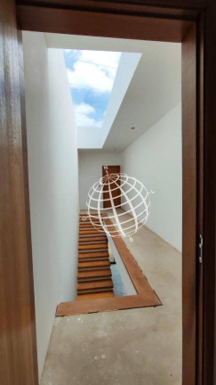 Imagem Casa com 3 Quartos à Venda, 177 m² em Vila Loanda - Atibaia