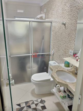 Imagem Sobrado com 3 Quartos à Venda, 184 m² em Quitaúna - Osasco Imagem Sobrado com 3 Quartos à Venda, 184 m² em Quitaúna - Osasco