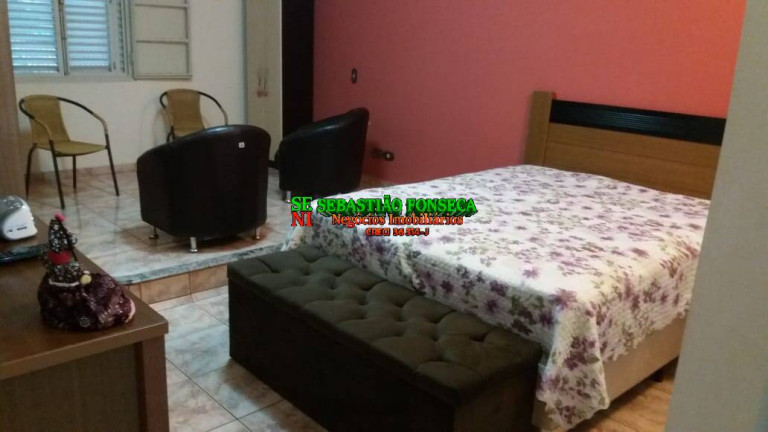 Imagem Sobrado com 3 Quartos à Venda, 250 m² em Centro - Caçapava