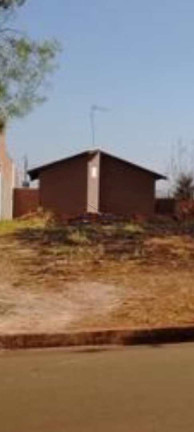 Terreno à Venda, 250 m² em Jardim Treviso - Pirassununga