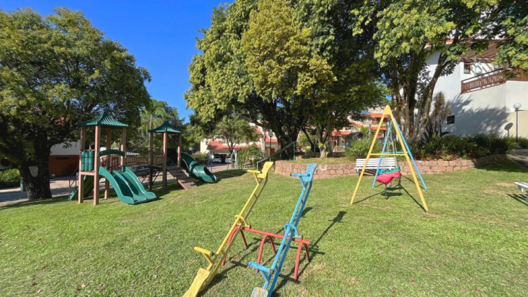 Imagem Casa com 3 Quartos à Venda, 172 m² em Teresópolis - Porto Alegre Imagem Casa com 3 Quartos à Venda, 172 m² em Teresópolis - Porto Alegre