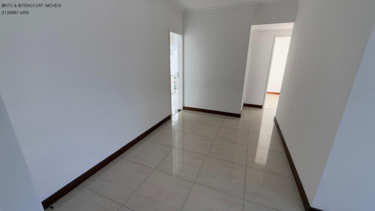 Imagem Imóvel com 3 Quartos à Venda, 75 m² em Imbuí - Salvador Imagem Imóvel com 3 Quartos à Venda, 75 m² em Imbuí - Salvador