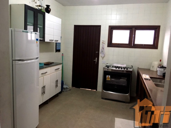 Imagem Casa com 2 Quartos para Temporada, 150 m² em Centro - Ubatuba Imagem Casa com 2 Quartos para Temporada, 150 m² em Centro - Ubatuba