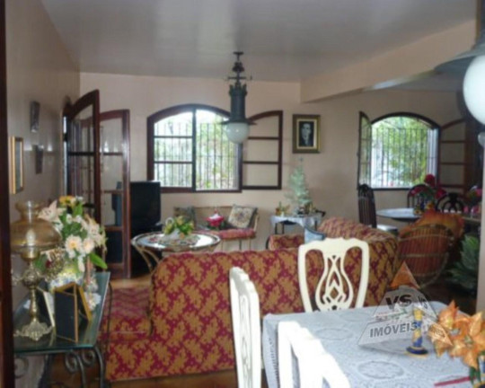 Imagem Casa com 5 Quartos à Venda, 320 m² em Balneário São Pedro - São Pedro Da Aldeia