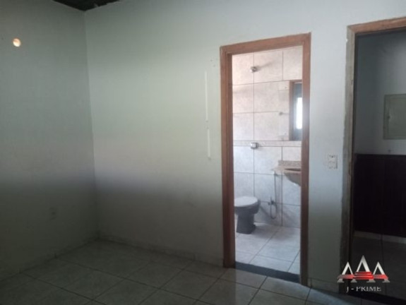 Imagem Casa com 3 Quartos à Venda, 200 m² em Nova Esperança - Várzea Grande