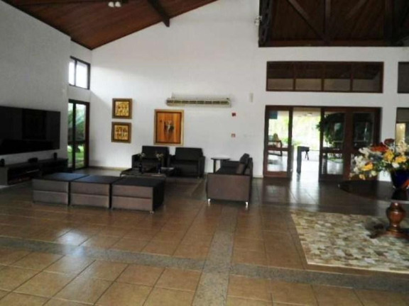 Casa com 5 Quartos à Venda,  em Alphaville - Camaçari
