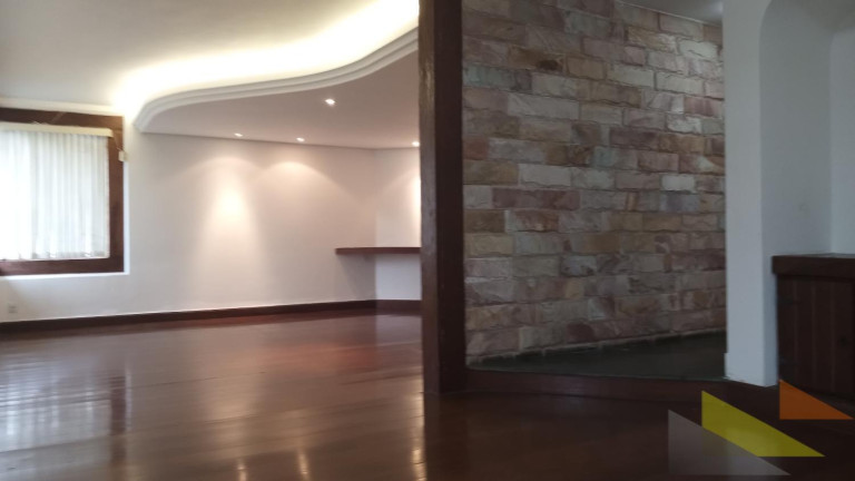 Imagem Casa com 4 Quartos à Venda, 400 m² em São Bento - Belo Horizonte Imagem Casa com 4 Quartos à Venda, 400 m² em São Bento - Belo Horizonte