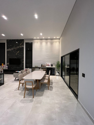 Imagem Casa com 3 Quartos à Venda, 300 m² em Condomínio Figueira Garden - Atibaia Imagem Casa com 3 Quartos à Venda, 300 m² em Condomínio Figueira Garden - Atibaia