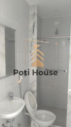 Imagem Imóvel com 4 Quartos à Venda, 170 m² em Petrópolis - Natal