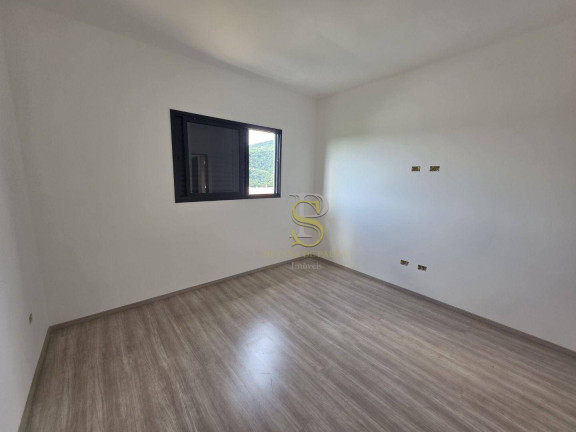 Imagem Casa com 3 Quartos à Venda, 130 m² em Terra Preta - Mairiporã Imagem Casa com 3 Quartos à Venda, 130 m² em Terra Preta - Mairiporã