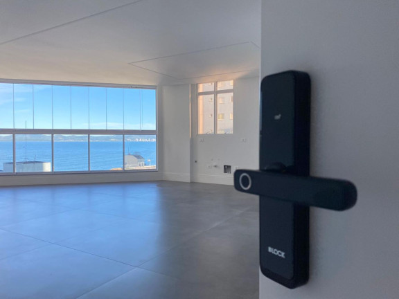 Apartamento com 3 Quartos à Venda, 127 m² em Centro