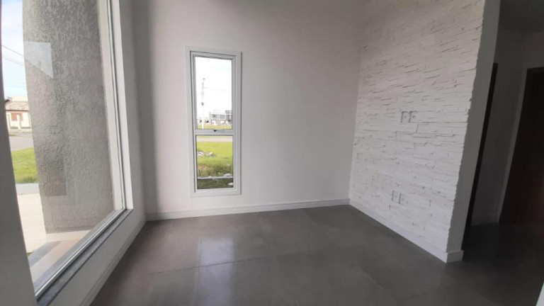 Imagem Casa com 2 Quartos à Venda, 125 m² em Nova Guarani - Capao Da Canoa